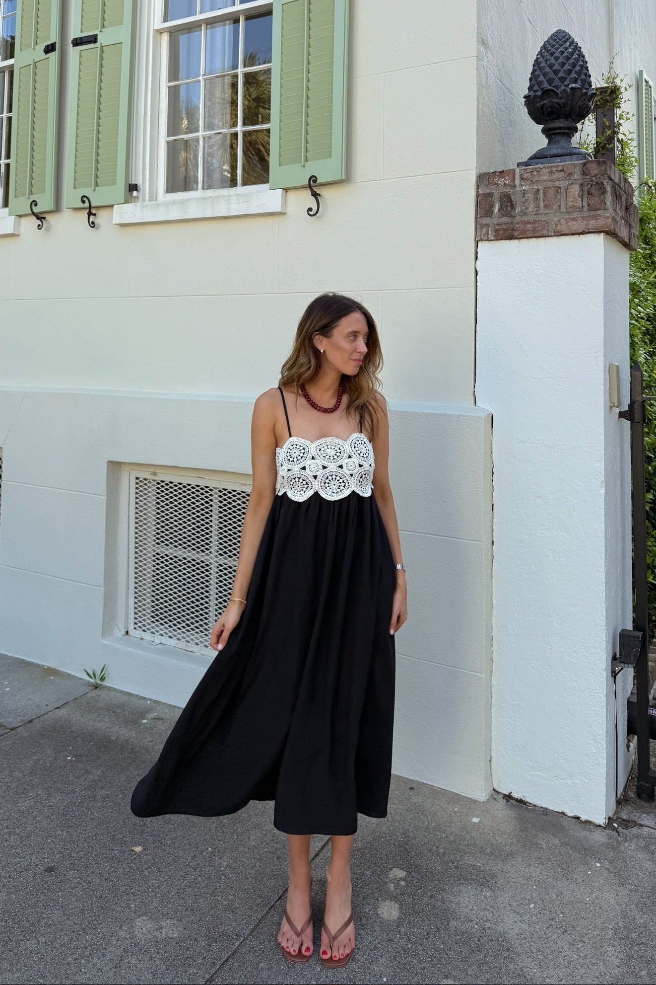 BLACK DRESSES Vestique BLACK DRESSES Vestique