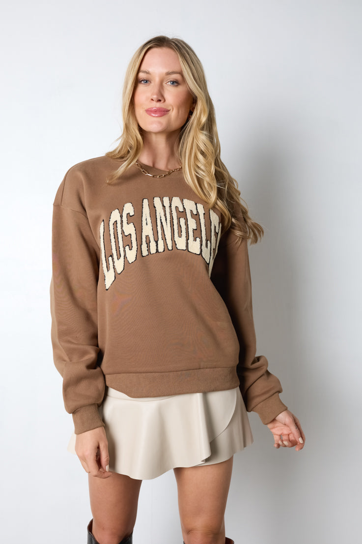 brown LA sweatshirt
