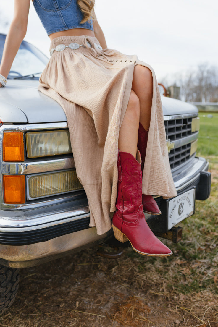 Pulling Them Off Cowboy Boots Vestique Pulling Them Off Cowboy Boots Vestique